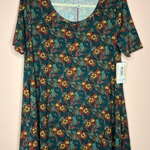 NWT LulaRoe Perfect T